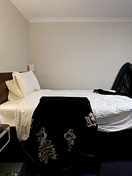 Sexy Binxy online show from 04/10/26, 01:40