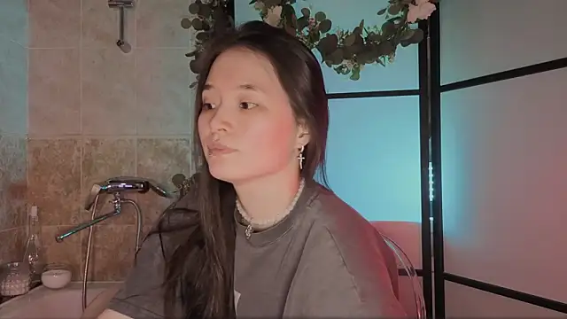 Snapshot of U_KINKY chatting on 02/27/26, 01:44 U KINKY online show from 02/27/26, 01:44