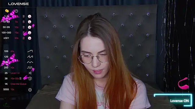 EmilyKents online show from 09/09/25, 01:49