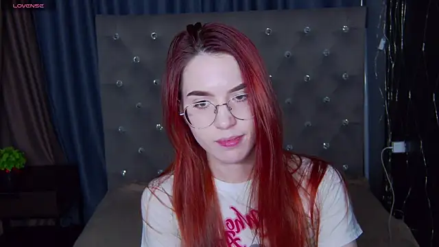 EmilyKents online show from 03/21/25, 07:33