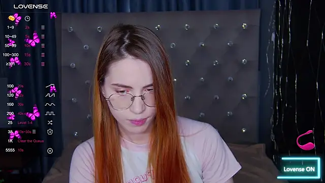 EmilyKents online show from 09/12/25, 01:50