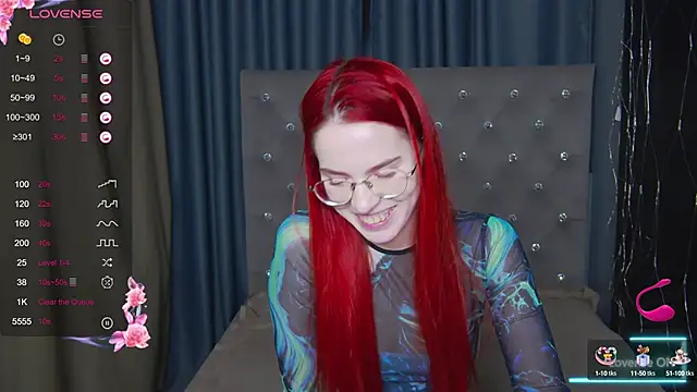 EmilyKents online show from 10/09/25, 01:50