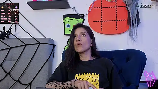 Snapshot of alissonandamy chatting on 10/18/25, 07:05 alissonandamy online show from 10/18/25, 07:05