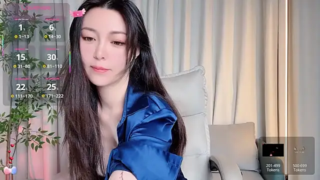 Snapshot of Ada-xixi chatting on 10/09/25, 12:28 Ada-xixi online show from 10/09/25, 12:28