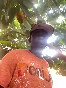 BigBrotherFreak online show from 04/10/26, 07:48