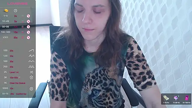 LisaHeart online show from 10/10/25, 05:41