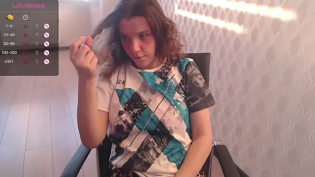 LisaHeart online show from 02/17/26, 01:52