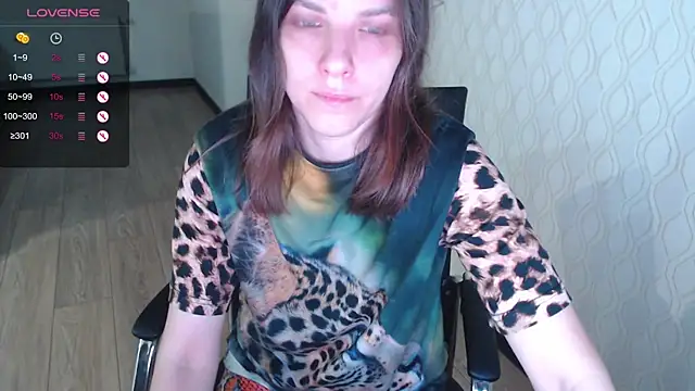 Snapshot of LisaHeart chatting on 04/15/26, 06:23 LisaHeart online show from 04/15/26, 06:23