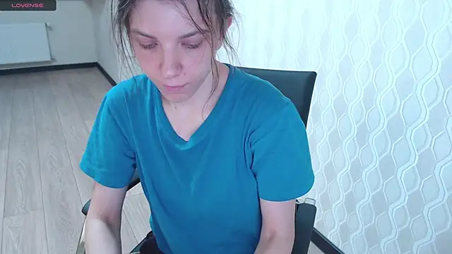 LisaHeart online show from 03/15/25, 02:03