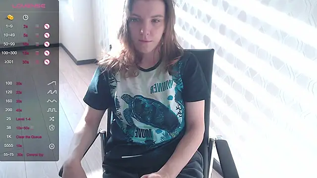 LisaHeart online show from 10/01/25, 12:53