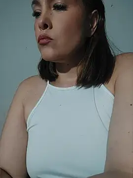 Snapshot of Miss_Agatha chatting on 03/14/26, 01:33 Miss Agatha online show from 03/14/26, 01:33