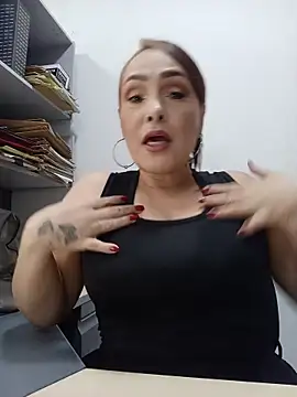 Snapshot of Miss_Agatha chatting on 02/27/26, 02:17 Miss Agatha online show from 02/27/26, 02:17