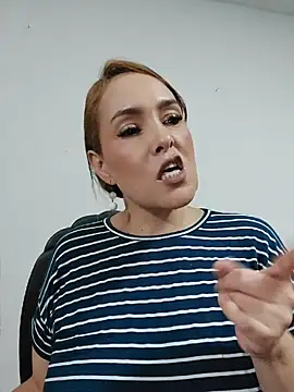 Snapshot of Miss_Agatha chatting on 03/23/26, 10:31 Miss Agatha online show from 03/23/26, 10:31