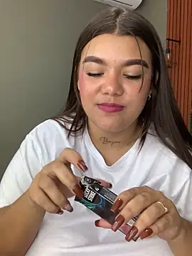 Snapshot of Michellesexxy chatting on 02/18/25, 08:49 Michellesexxy online show from 02/18/25, 08:49