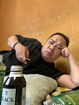 punk0805 online show from 04/17/26, 06:38