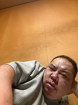 punk0805 online show from 10/19/25, 05:48