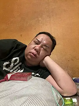 punk0805 online show from 04/15/26, 10:32