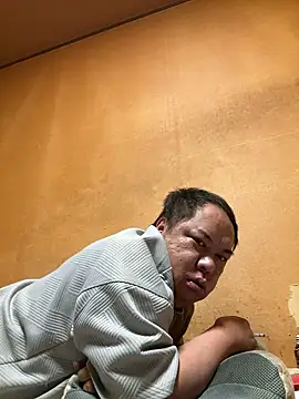 punk0805 online show from 09/19/25, 01:37