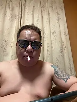 Snapshot of punk0805 chatting on 06/01/26, 12:49 punk0805 online show from 06/01/26, 12:49