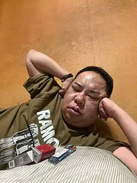 punk0805 online show from 04/12/26, 11:57