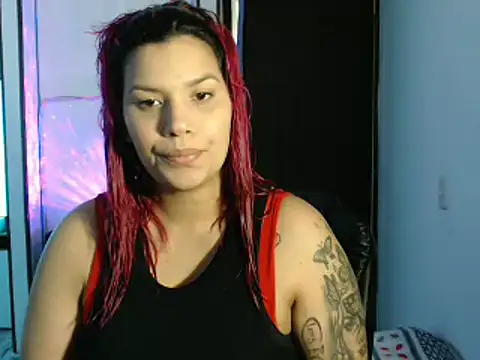 CarolinaRincon online show from 02/09/25, 08:24