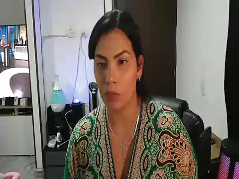 CarolinaRincon online show from 03/14/25, 09:43