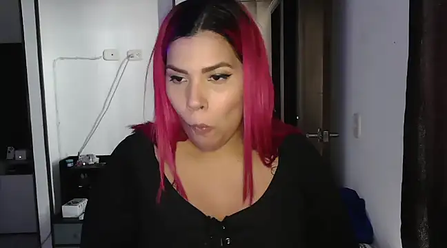 CarolinaRincon online show from 01/31/25, 08:22