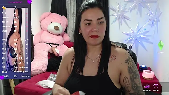 CarolinaRincon online show from 02/09/26, 09:24