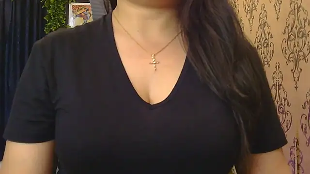 Mishika Gill online show from 04/11/26, 12:18