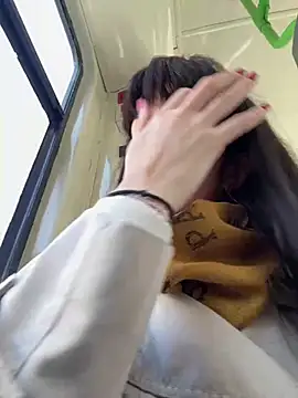 Snapshot of eveangelll chatting on 03/05/25, 09:27 eveangelll online show from 03/05/25, 09:27