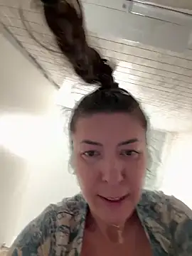 Snapshot of eveangelll chatting on 03/14/25, 11:12 eveangelll online show from 03/14/25, 11:12