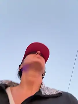 Snapshot of eveangelll chatting on 09/23/25, 03:46 eveangelll online show from 09/23/25, 03:46