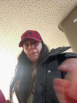 Snapshot of eveangelll chatting on 03/20/25, 08:31 eveangelll online show from 03/20/25, 08:31