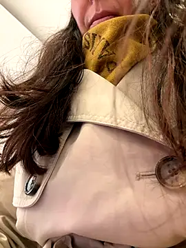 Snapshot of eveangelll chatting on 10/07/25, 07:31 eveangelll online show from 10/07/25, 07:31