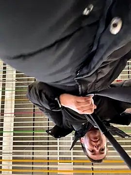 Snapshot of eveangelll chatting on 10/16/25, 07:05 eveangelll online show from 10/16/25, 07:05