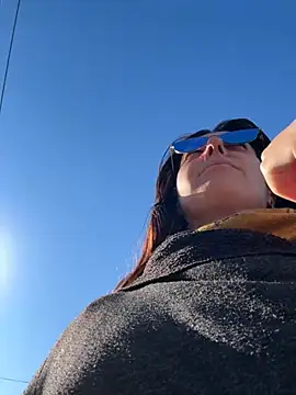 Snapshot of eveangelll chatting on 11/02/25, 07:46 eveangelll online show from 11/02/25, 07:46