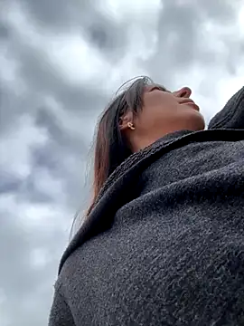 Snapshot of eveangelll chatting on 10/12/25, 07:10 eveangelll online show from 10/12/25, 07:10