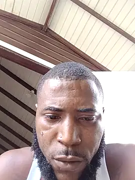 Snapshot of Justinty42 chatting on 11/23/25, 02:49 Justinty42 online show from 11/23/25, 02:49