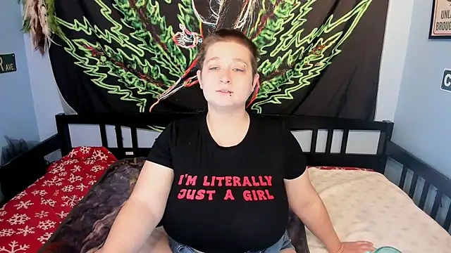 Chloenightmare online show from 10/31/25, 07:43