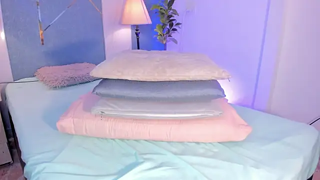 Voluptupus-girl online show from 11/30/25, 03:51