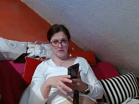 Snapshot of lanax chatting on 03/03/25, 01:56 lanax online show from 03/03/25, 01:56