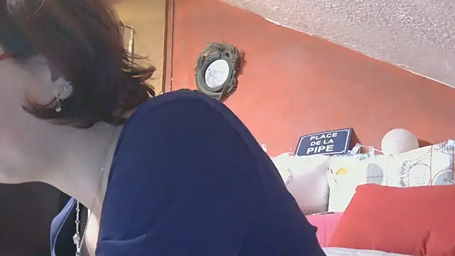 lanax online show from 11/19/25, 01:22