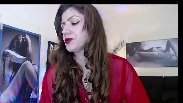 AnthonelaBella online show from 12/22/25, 04:40