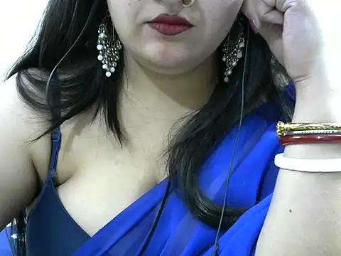 Snapshot of Shruti_139 chatting on 01/17/26, 07:28 Shruti 139 online show from 01/17/26, 07:28