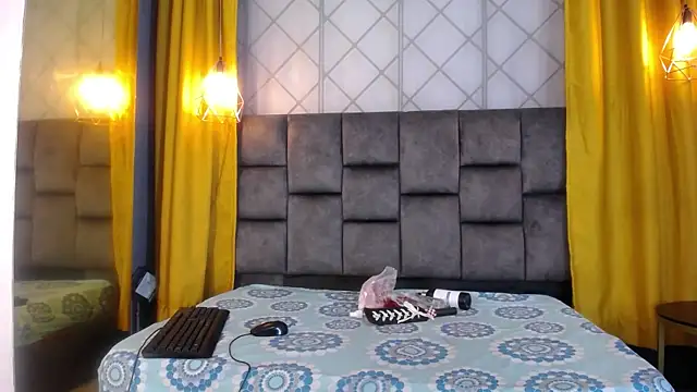 evans  collin online show from 12/21/25, 04:36