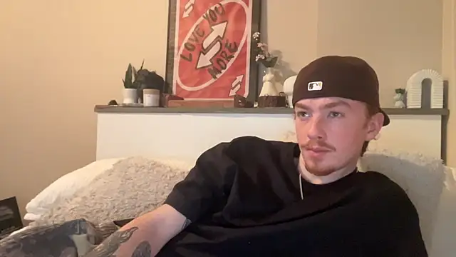 younghungginger online show from 02/19/25, 02:12