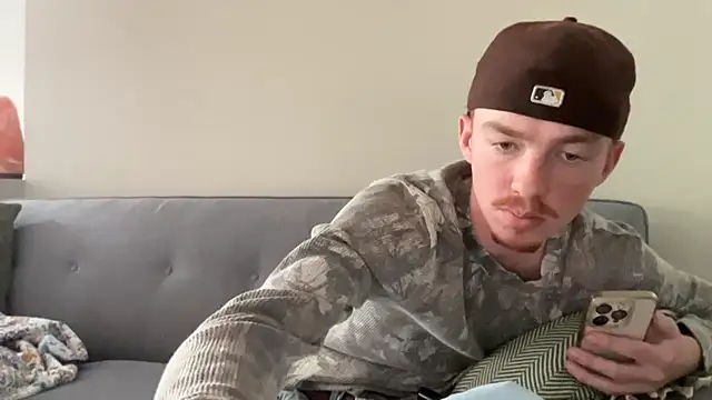 younghungginger online show from 11/13/25, 09:08