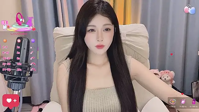 7-Love online show from 04/12/26, 01:25