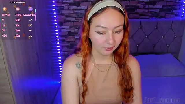 Snapshot of April_sommer1 chatting on 02/28/25, 03:26 April sommer1 online show from 02/28/25, 03:26