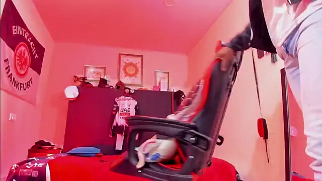 AlejoKhalifa  online show from 02/15/26, 10:36